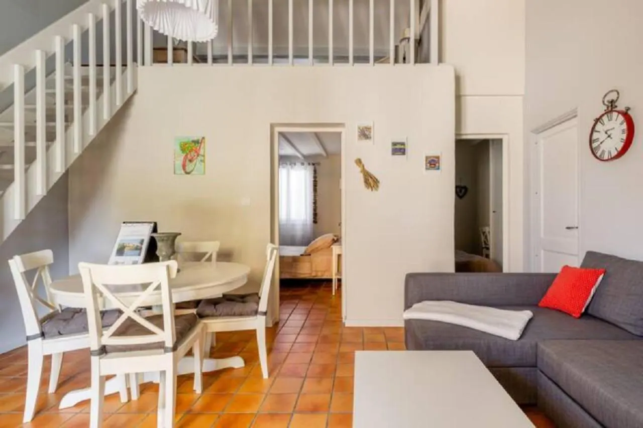 Appartamento La Bastide De L Etang LʼIsle-sur-la-Sorgue 0*,  Francia