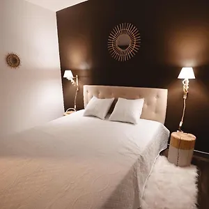  Appartement Et Garage Au Cœur De