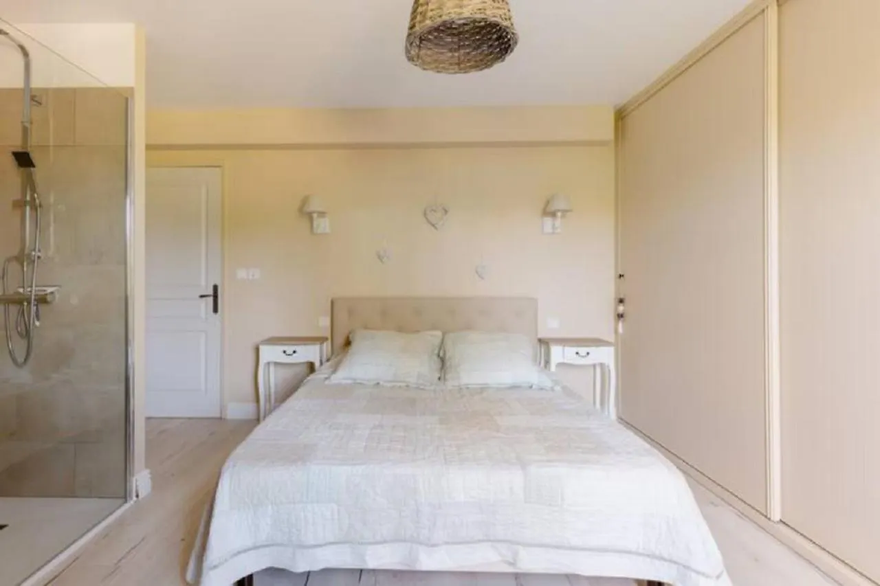 Appartement La Bastide de l Etang à LʼIsle-sur-la-Sorgue