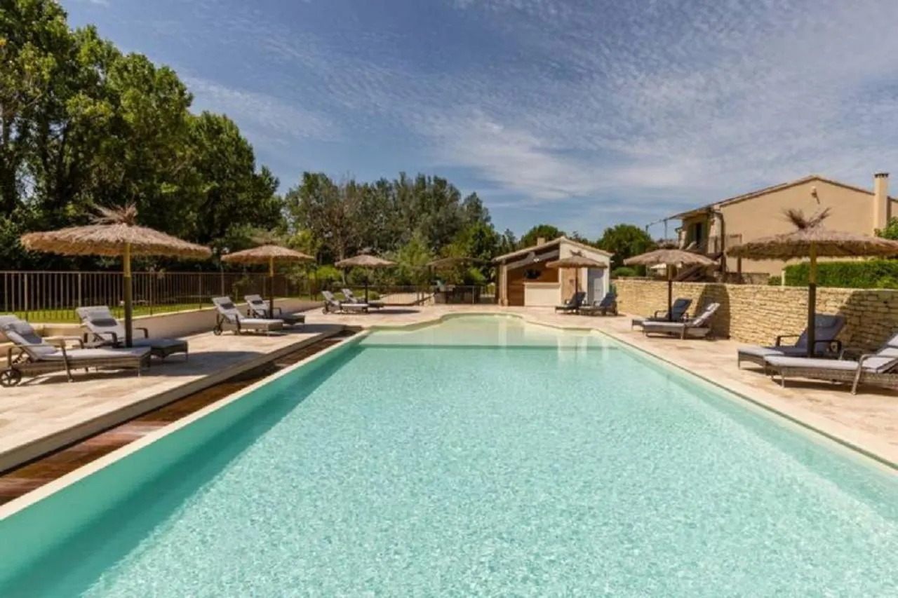 Appartement La Bastide de l Etang à LʼIsle-sur-la-Sorgue