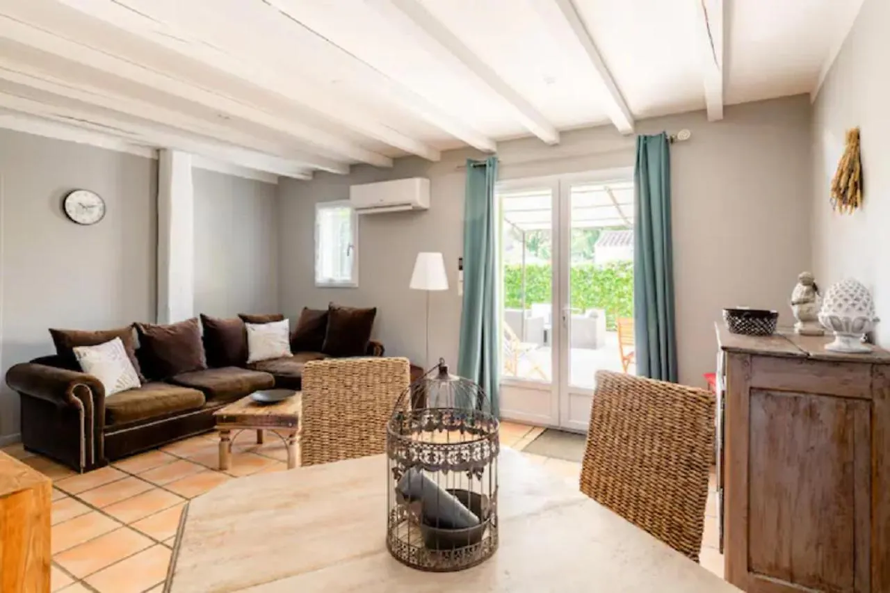 Appartement La Bastide de l Etang à LʼIsle-sur-la-Sorgue
